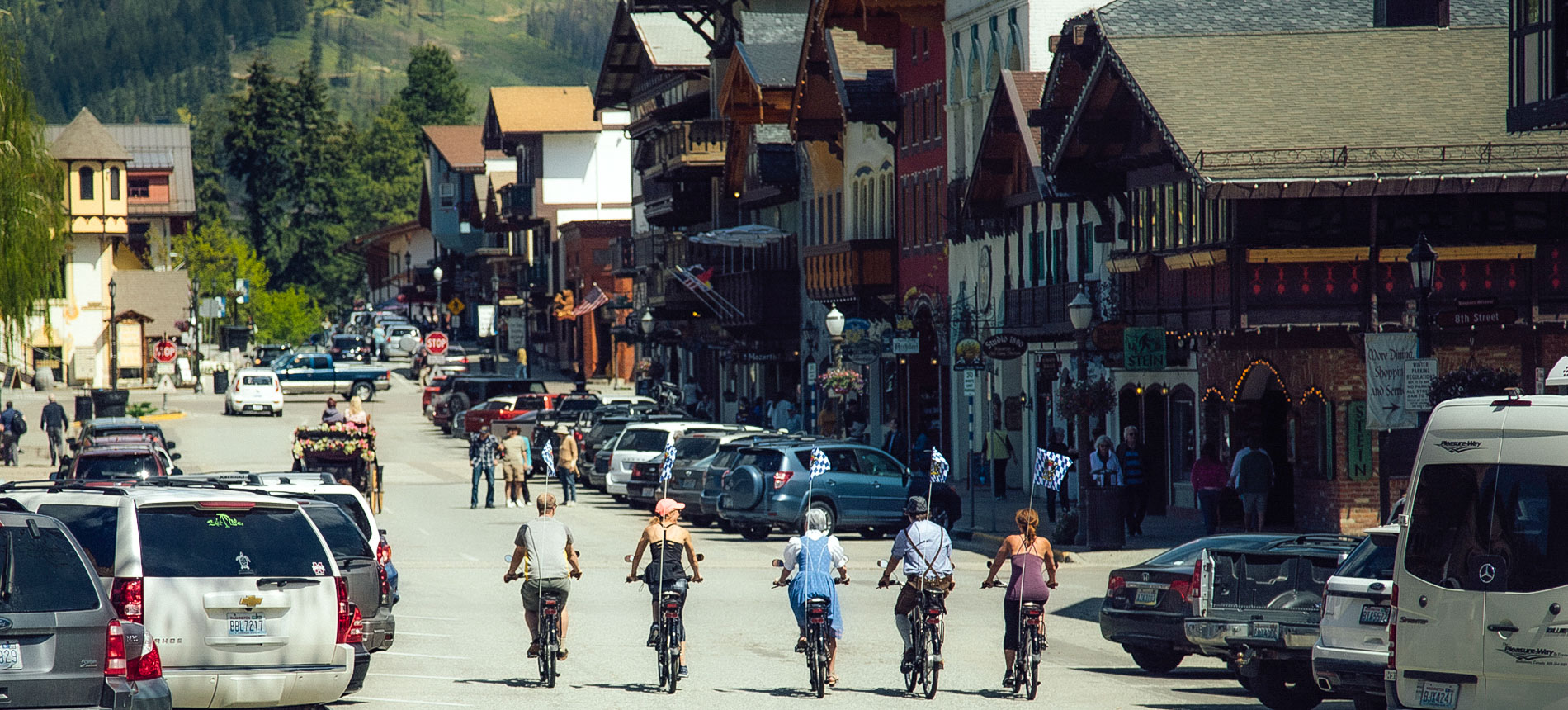 leavenworth wa vacation rentals near downtown bicycles on main street
